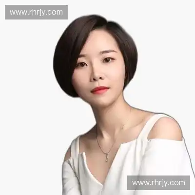 侯玲